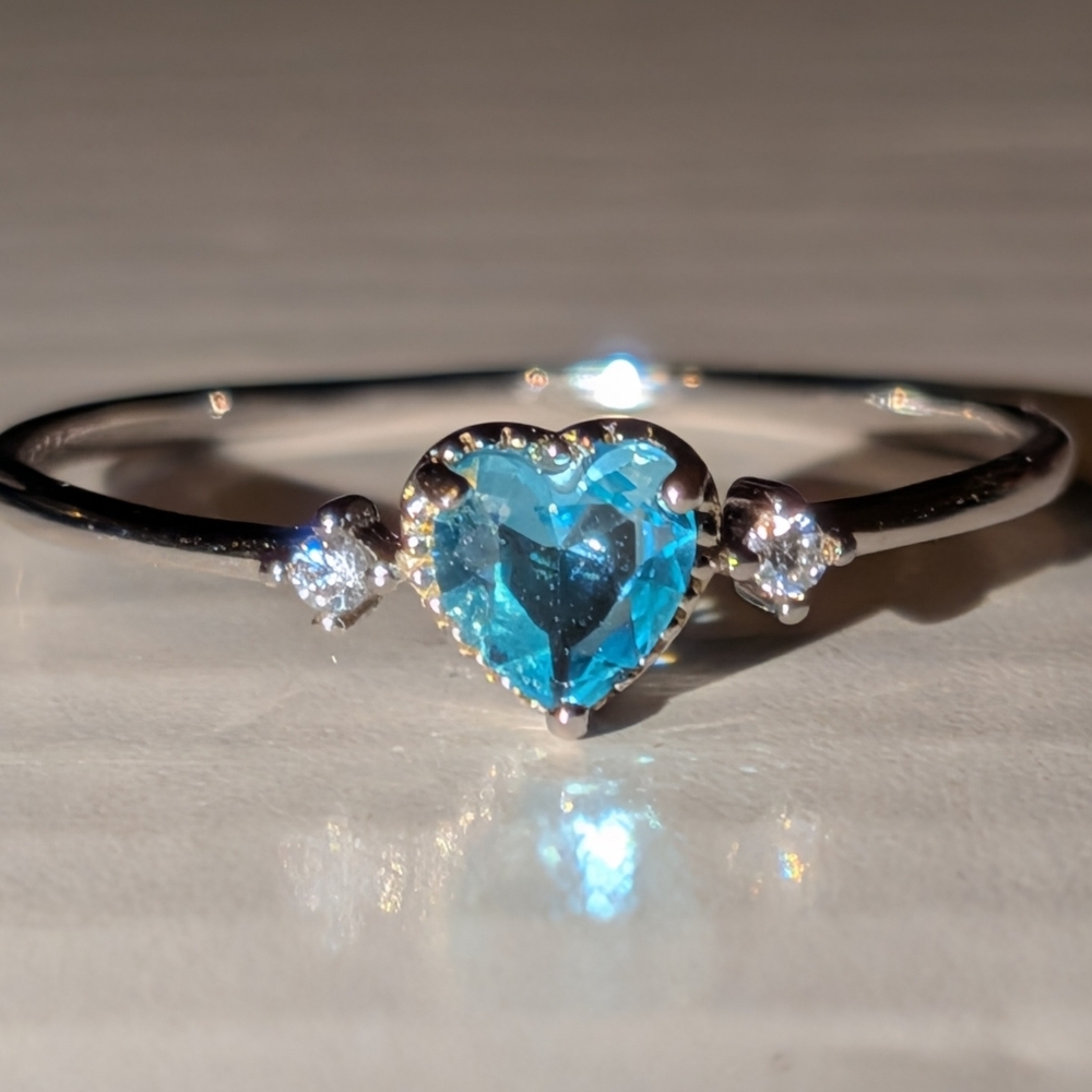 Stunning 925 Sterling silver promise ring sz 6 - Picture 9 of 17